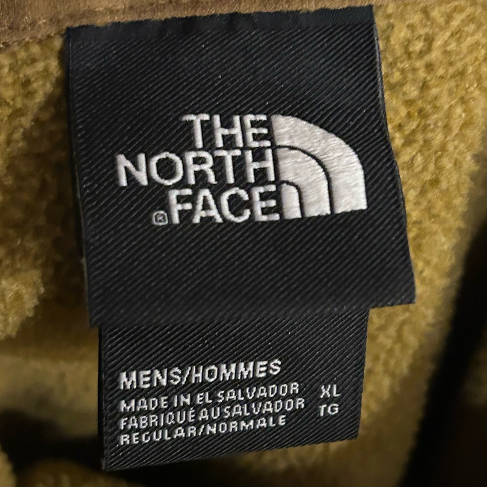 The North Face Men’s Fleece Pullover Gold/Khaki Quarter-Zip Jacket - XL - Picture 9 of 11